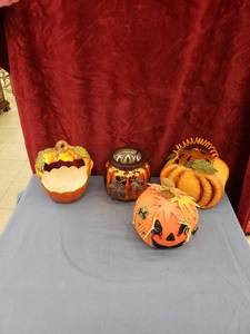 lot 6202 image: lot of pumpkins