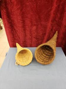 lot 6203 image: pair Cornucopia baskets