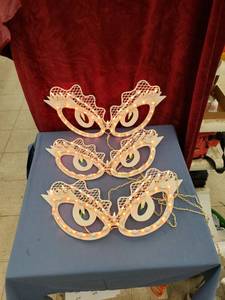lot 6208 image: set of 3 scary eyes lights