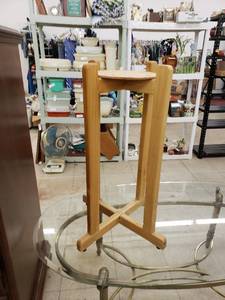 lot 6251 image: plantwater dispenser stand