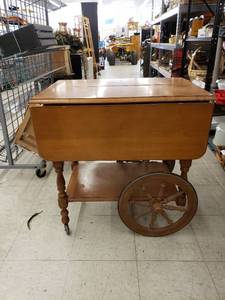 lot 6253 image: old wood tea cart