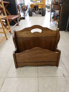 lot 6268 image: heavy wood magazine rack