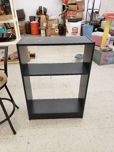lot 6274 image: Black 3-shelf unit
