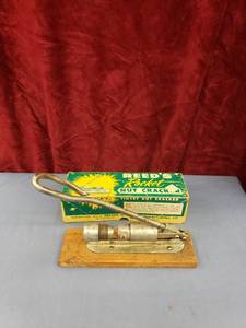 lot 6316 image: Nut cracker woriginal box