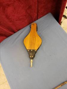lot 6323 image: fire snuffer