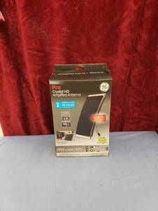 lot 6329 image: HD Amplified Antenna 50 miles wbox