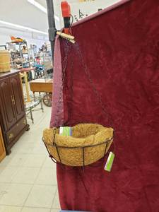 lot 6341 image: hanging basket planter winsert NWT