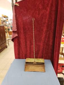 lot 6356 image: silent butler