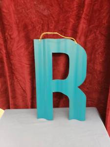 lot 6370 image: turquoise corrugated metal R