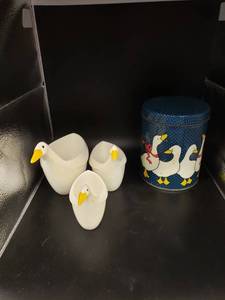 lot 6384 image: lot of ducks