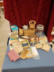 lot 6403 image: lot of craft sruff