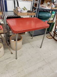 lot 6434 image: retro red metal table foldable