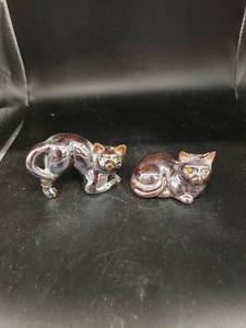 lot 6438 image: pair cat SP shakers