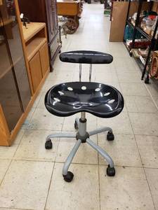 lot 6446 image: office chair rollingadjustable