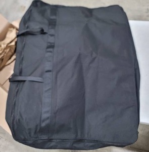 lot 3586 image: Big Black Bag