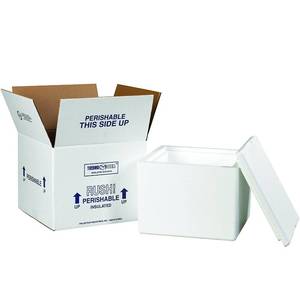 lot 3663 image: Box USA Insulated Shipping Kit Pack of 4