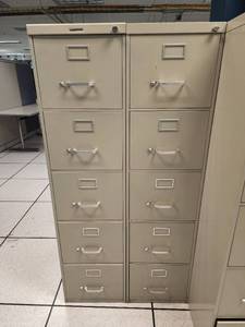 lot 49151 image: Lot of (2) Steelcase Filing Cabinets