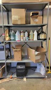 lot 40276 image: Contents of Shelf