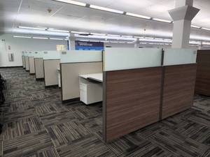 lot 49001 image: 12 Standard Workstation Cubicle Unit
