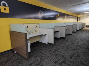 lot 49015 image: 9 Single Sided Standard 6ft Workspace Cubicles