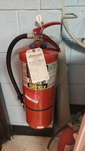 lot 22577 image: Keller Fire and Safety Ansul Sentry Fire Extinguisher AA20