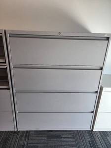 lot 29755 image: 4 Drawer Lateral Filing Cabinet