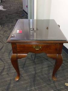 lot 40095 image: High-end Table With Glass Top