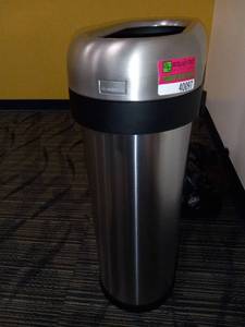 lot 40097 image: Simplehuman Trash Can