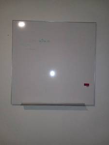 lot 40099 image: White Board