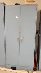 lot 40147 image: Blue Metal Storage Cabinet W Shelving