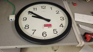 lot 40153 image: 2ft Linden Quartz Wall-Mount Clock
