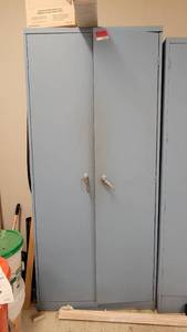 lot 40181 image: Blue Metal Storage Cabinet W Shelving