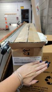 lot 40247 image: Box of Lights