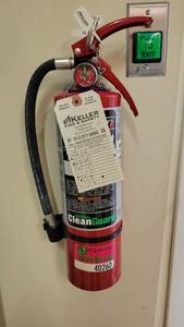 lot 40260 image: Keller Fire and Sagety Ansul Vlean Gaurd Fire Exstinguisher