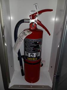 lot 49211 image: Ansal Sentry Fire Extinguisher