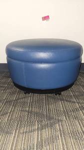 lot 49222 image: 2ft Blue Leather Ottoman on Wheels