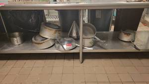 lot 40548 image: Assorted Heavy Duty Cooking Pots and Pans