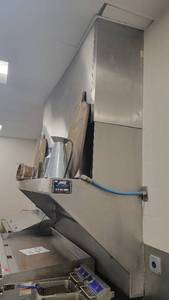 lot 40595 image: Commerical Stainless Steel Exhaust Hood