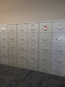 lot 49101 image: Lot of 6 Steelcase Filing Cabinets With 5 Drawers