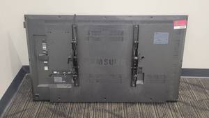 lot 45031 image: Samsung DB48E 48in LED Display  Digital Signage&nbsp