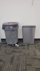 lot 45067 image: Brute Rubbermaid Trash Bin on Wheels and a Stainless-Steel Trash Bin