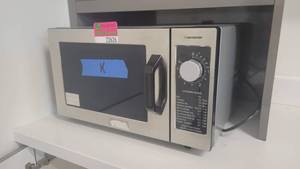 lot 22626 image: Commerical Panosonic Microwave NE-1025F