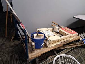 lot 49437 image: Utility Cart and Contents