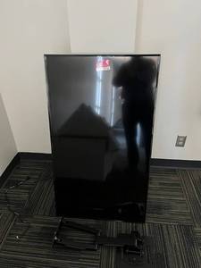 lot 22700 image: 48in Insignia LCD TV