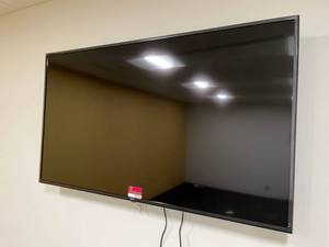 lot 22703 image: 60in LG TV