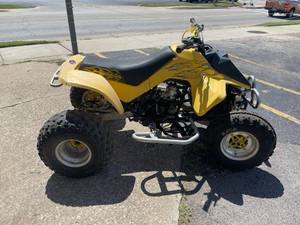 lot 5 image: 1985-1986 Suzuki lt250r 2 stroke sport quad