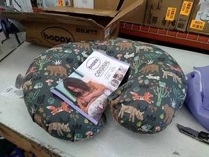 lot 46574 image: Boppy Pillow,Green Forest