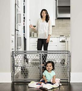 lot 46737 image: Regalo Easy Fit Plastic Adjustable Extra Wide Baby Gate