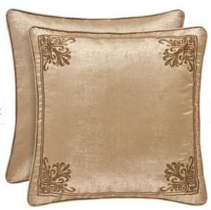 lot 2254 image: Grace Wood Hollow Malonga 26-inch Square European Sham