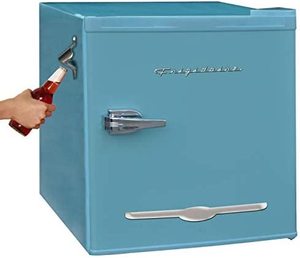 lot 8254 image: Frigidaire 1.6CuFt Compact Refrigerator